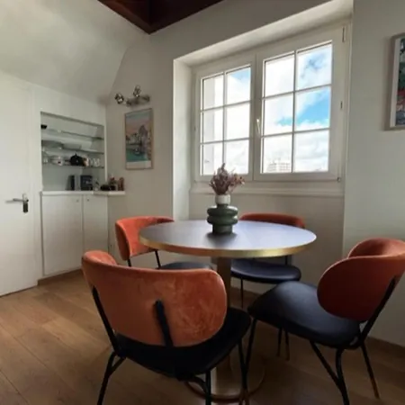 Apartment Charming T2 With Harbor View *